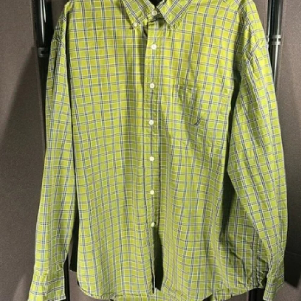 🖤 5/$30 🖤 Nautica Green Plaid Long Sleeve Button Up Shirt size XL pre owned